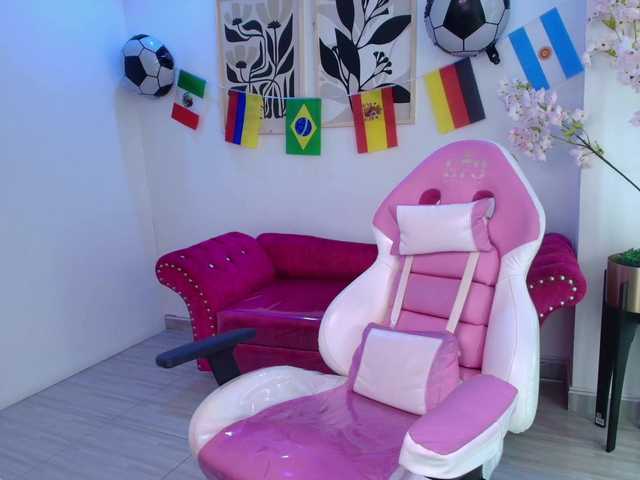 MiiaOwenns live cam on BongaCams