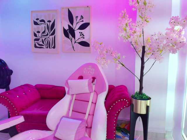 MiiaOwenns live cam on BongaCams