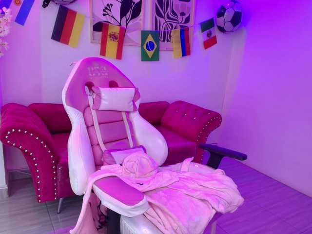 MiiaOwenns live cam on BongaCams