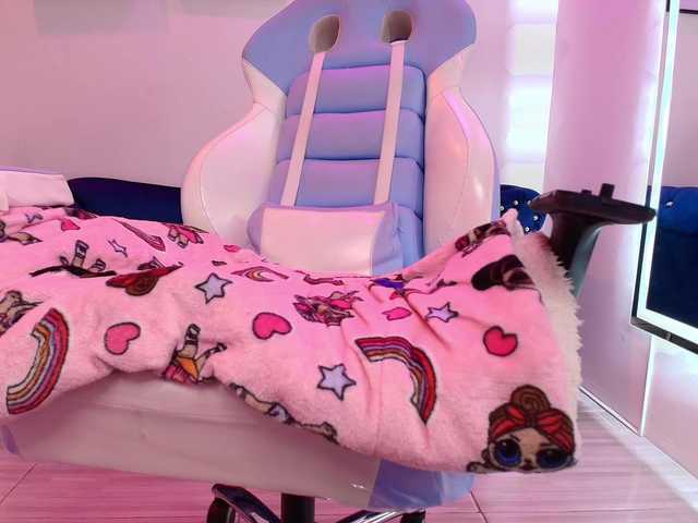 MiiaOwenns live cam on BongaCams