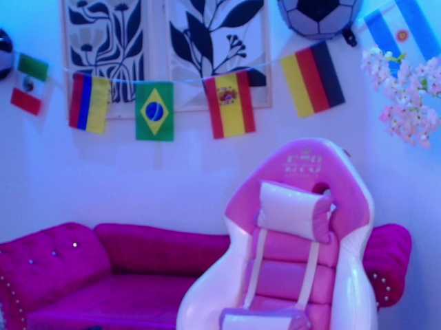 MiiaOwenns live cam on BongaCams