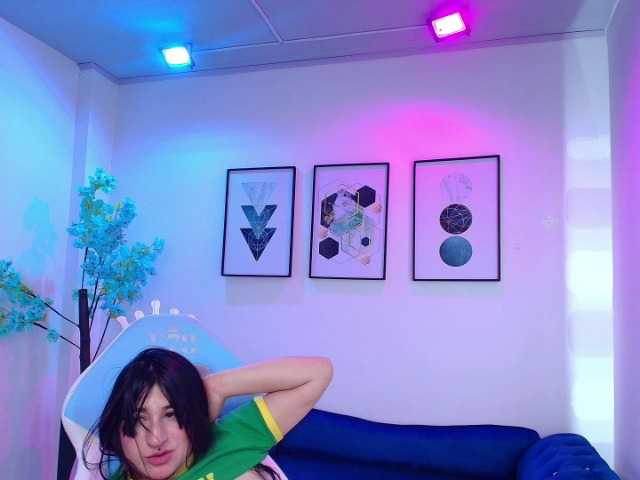 MiiaOwenns live cam on BongaCams