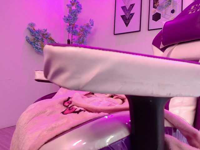 MiiaOwenns live cam on BongaCams
