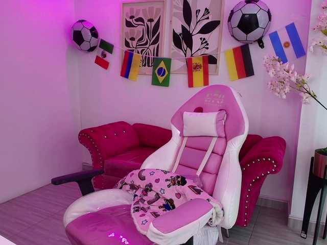 MiiaOwenns live cam on BongaCams