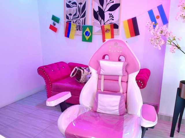 MiiaOwenns live cam on BongaCams