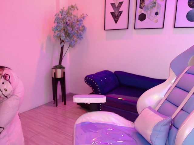 MiiaOwenns live cam on BongaCams