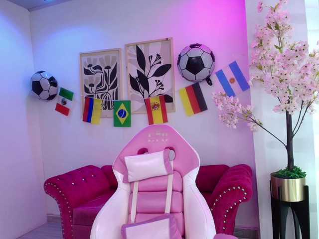 MiiaOwenns live cam on BongaCams