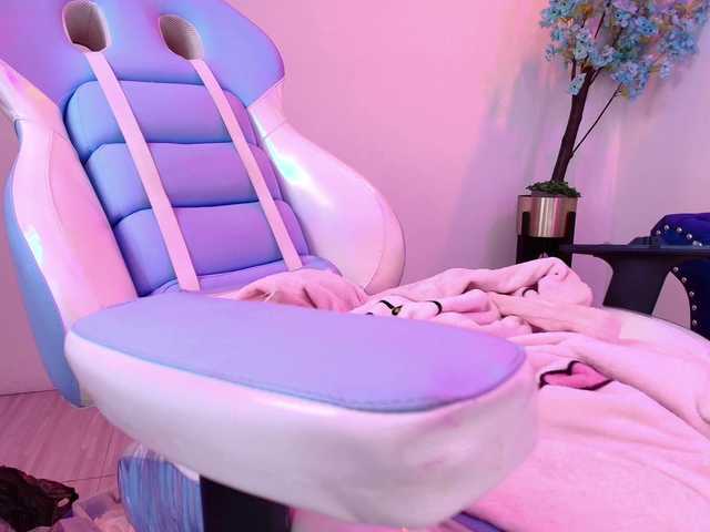 MiiaOwenns live cam on BongaCams