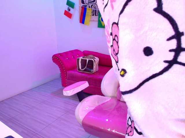 MiiaOwenns live cam on BongaCams