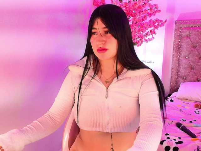 MiiaOwenns live cam on BongaCams