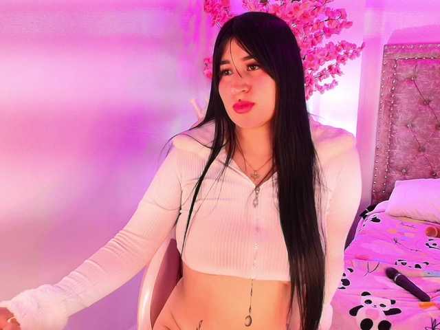 MiiaOwenns live cam on BongaCams