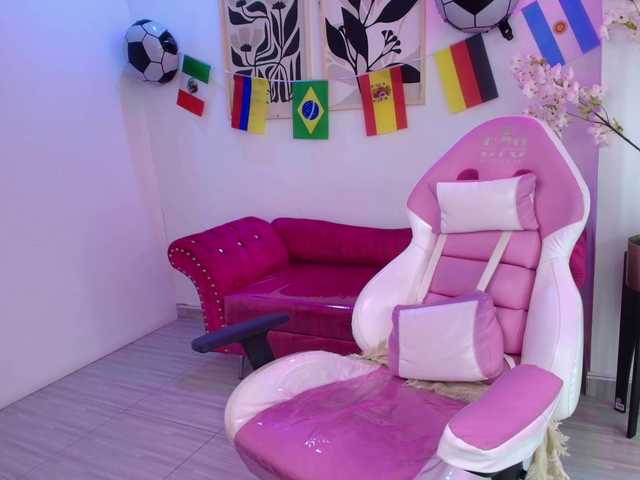 MiiaOwenns live cam on BongaCams