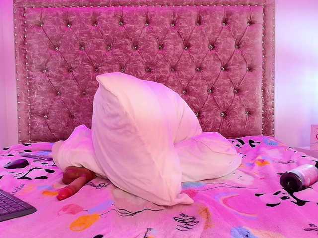 MiiaOwenns live cam on BongaCams