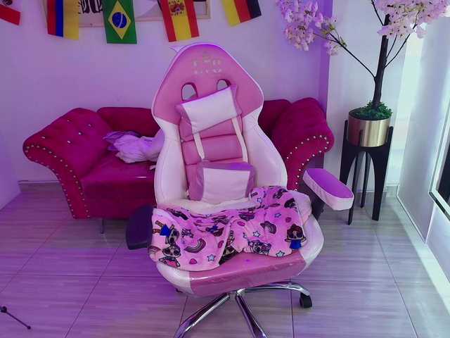 MiiaOwenns