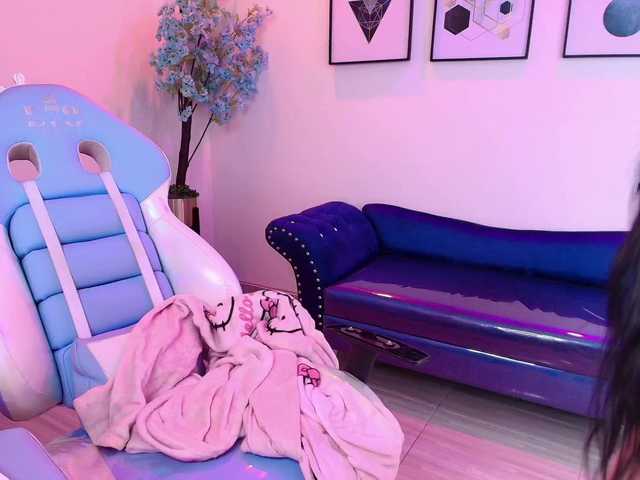 MiiaOwenns live cam on BongaCams