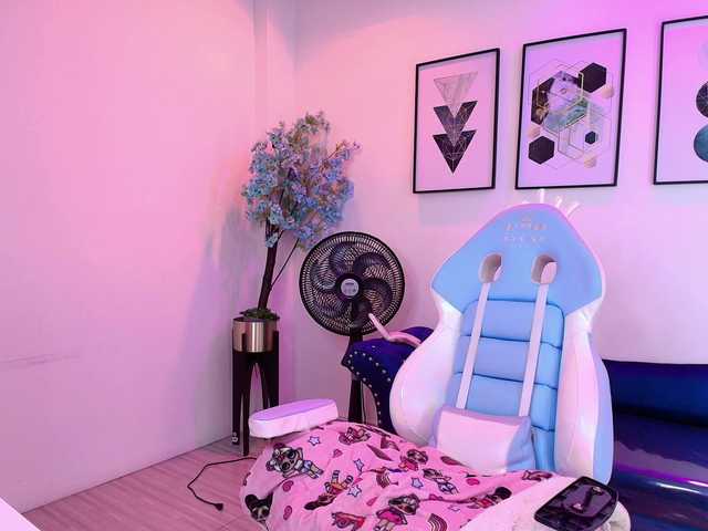 MiiaOwenns live cam on BongaCams