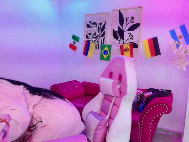 MiiaOwenns webcam