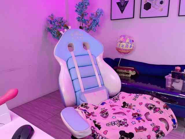 MiiaOwenns webcam