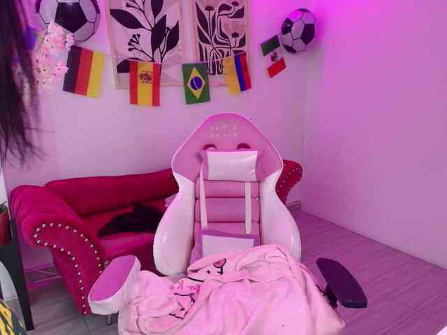 MiiaOwenns webcam