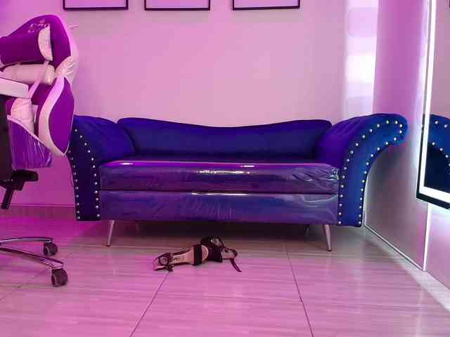 MiiaOwenns webcam