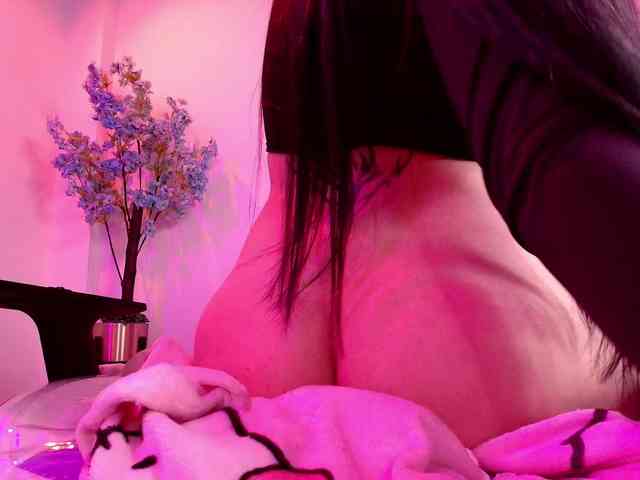MiiaOwenns webcam