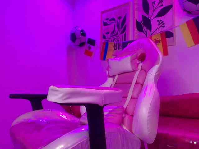 MiiaOwenns webcam