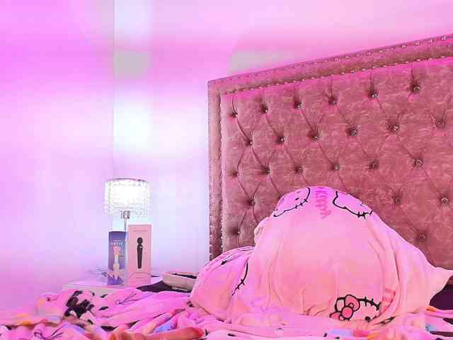 MiiaOwenns Live Webcam on BongaCams