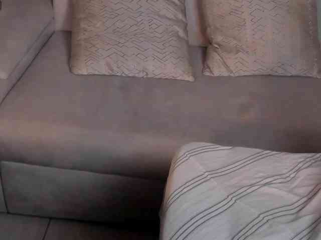 RafaellaHall webcam