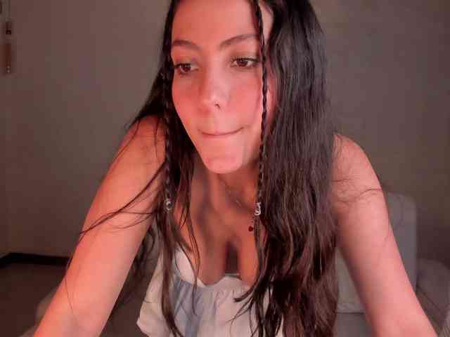 RafaellaHall webcam