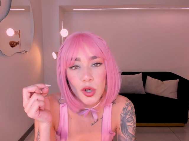 CamilleSnow live cam on BongaCams