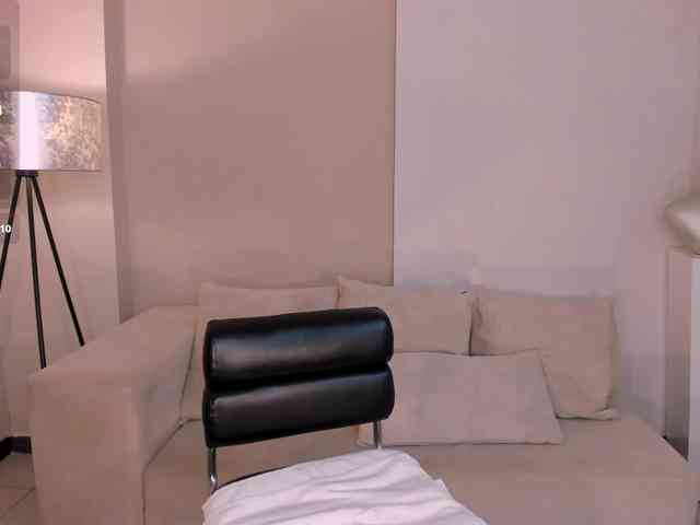 CamilleSnow webcam