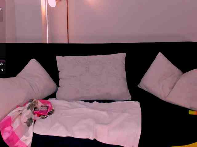 CamilleSnow webcam