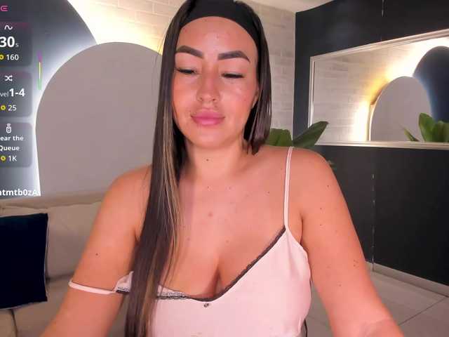 VictoriaBennet live cam on BongaCams