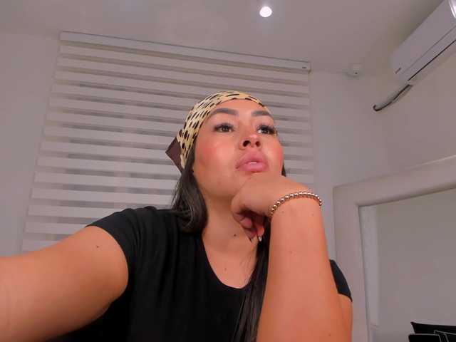 VictoriaBennet live cam on BongaCams