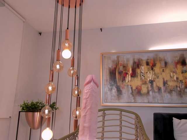 VictoriaBennet live cam preview