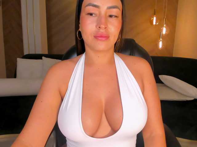 VictoriaBennet live cam on BongaCams