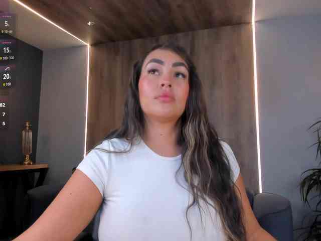 VictoriaBennet webcam