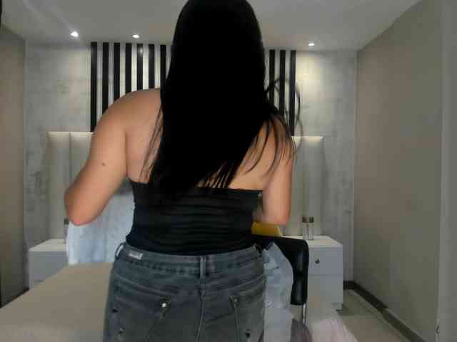 AnnieVelour