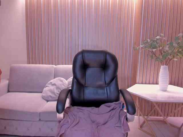 AnnieVelour Live Webcam on BongaCams