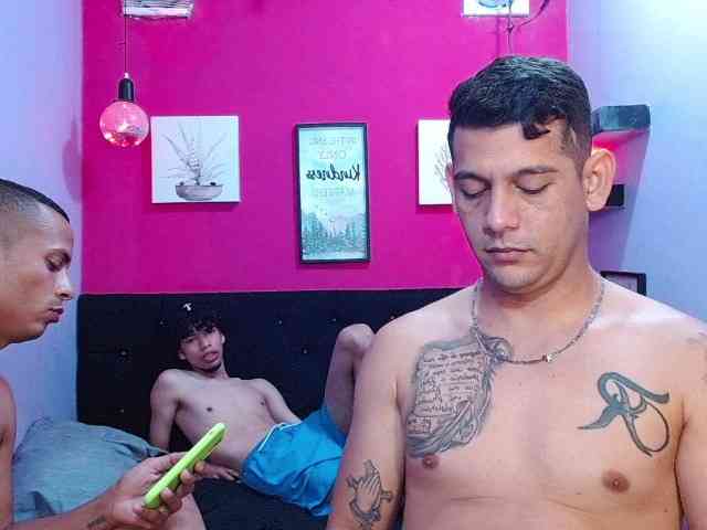 threesomebigcock Live Webcam on BongaCams