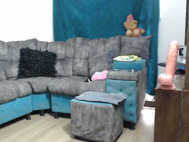 rosebbw6969 live cam on BongaCams