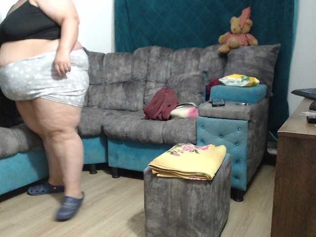 rosebbw6969 live cam on BongaCams