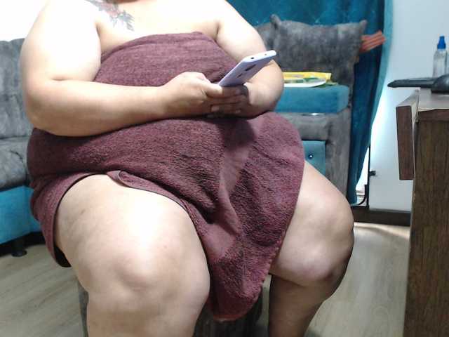 rosebbw6969 live cam on BongaCams