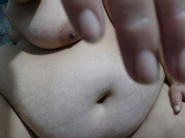 rosebbw6969 live cam on BongaCams
