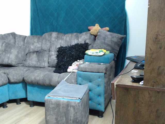 rosebbw6969 live cam on BongaCams