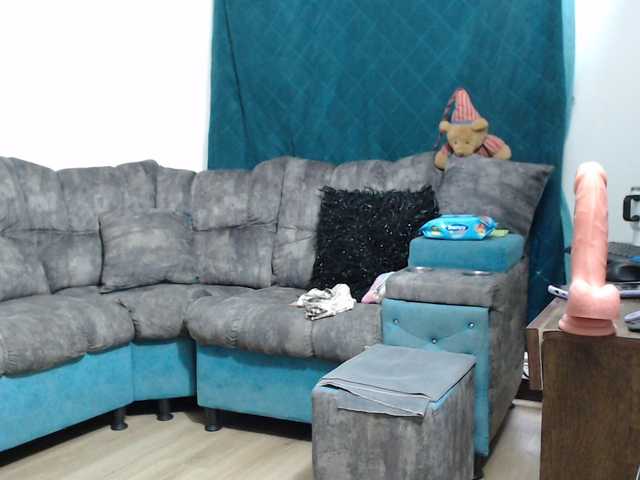 rosebbw6969 live cam on BongaCams