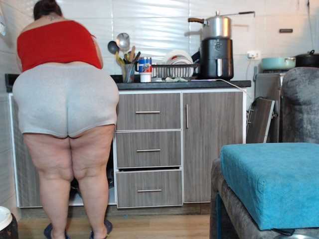 rosebbw6969 live cam on BongaCams