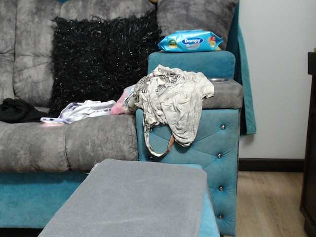 rosebbw6969 live cam on BongaCams