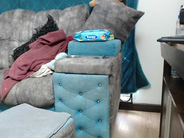 rosebbw6969 live cam on BongaCams