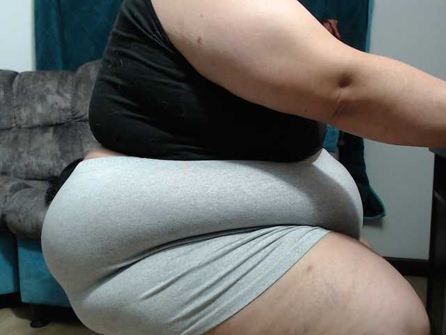 rosebbw6969 live cam on BongaCams